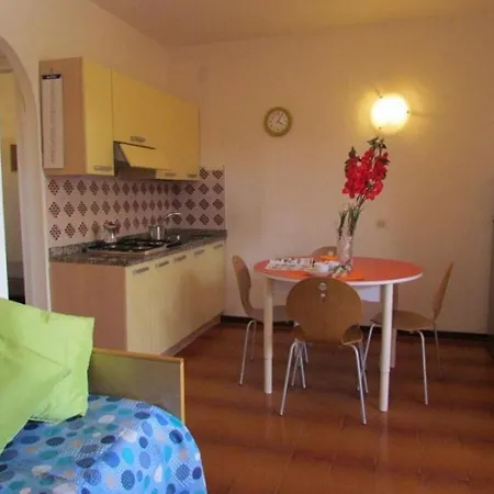 Stunning Big Balcony - Pool - Parking - Airco - Washing Machine