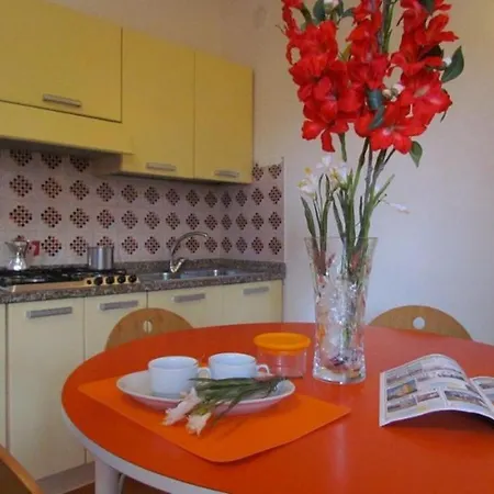 Stunning Big Balcony - Pool - Parking - Airco - Washing Machine 아파트 *