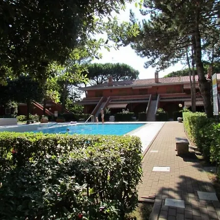 Stunning Big Balcony - Pool - Parking - Airco - Washing Machine Apartamento